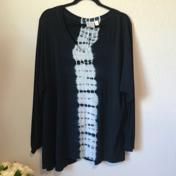 Christopher & Banks Tops - GUC tunic split back top tie dye